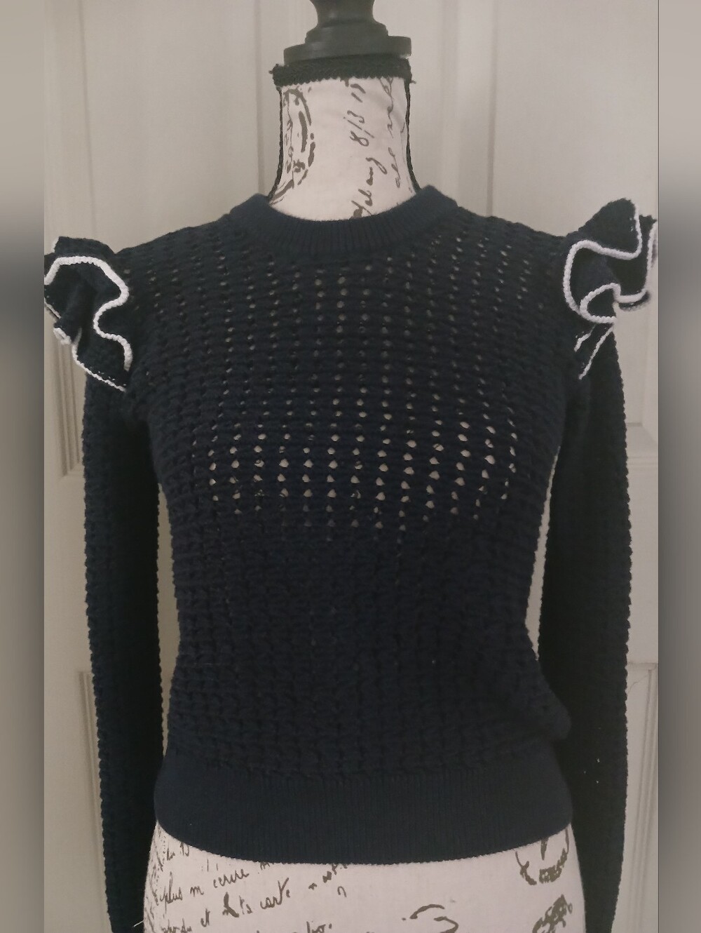 5/$25 GAP Kids Navy Knit Crewneck Sweater with White-Trim Ruffle Shoulders